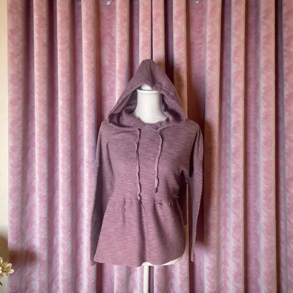 Altar'd State women's purple long sleeve knit hoodie shirt peplum raw edge hem L - Picture 5 of 6